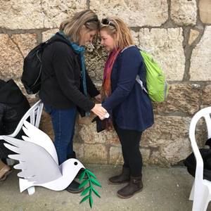 Meet your Posher, Robin